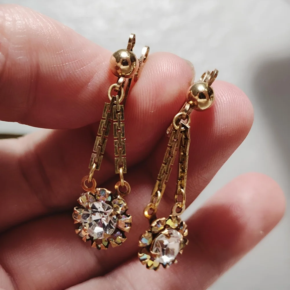 Vintage AB Aurora Borealis Gold tone Slide on Halo Chandelier Drop Earrings - Picture 7 of 7